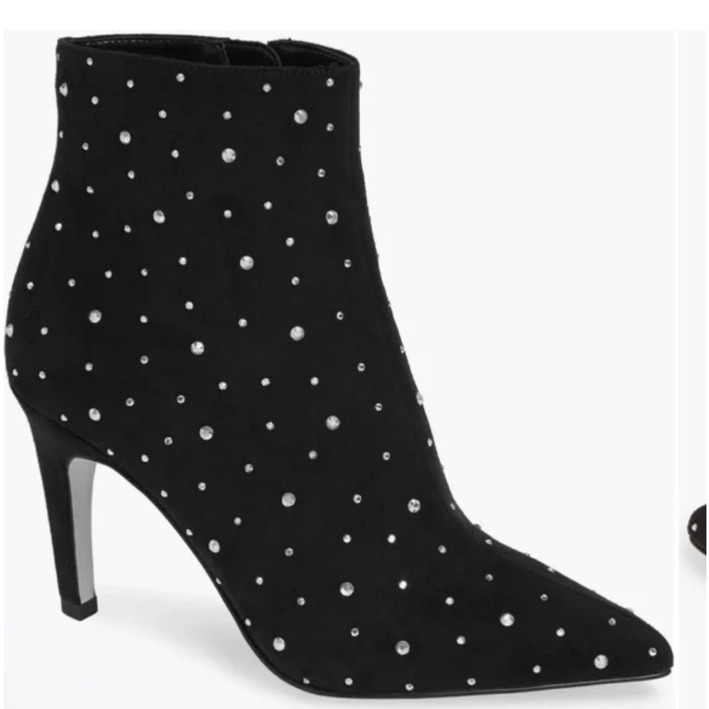 Leith8.5 Elegant Black Studded Women's Ankle Boots